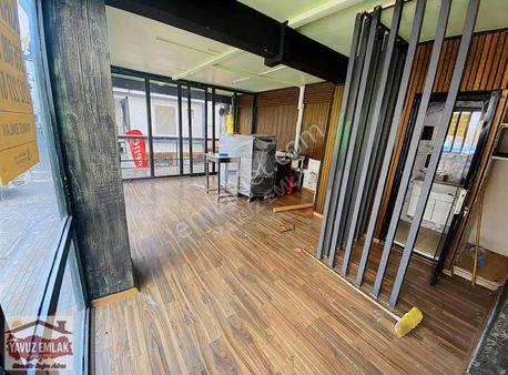 Bjk Merkezde Teraslı Wc'li Köşe Masrafsız Devirsiz Bacalı Dükkan