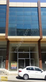 Matba.sitesi Girişinde Üç Katlı Asansörlü Kiralık İşyeri-atölye