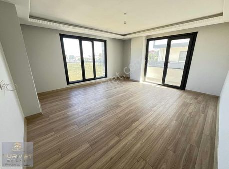 Balyonoz Mevkii 4+1 220m² Çift Girişli Dublex Daire