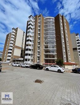 Meral Yapı Gayrımenkul'den Kiralık Full Eşyalı 2+1 Daire