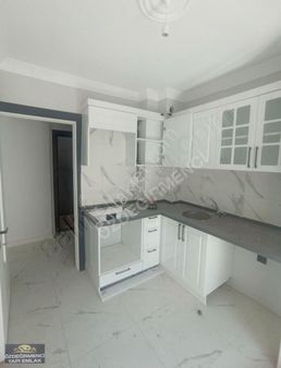 Özdeğirmenci Yapı-emlaktan Satılık 60 M2 2+0