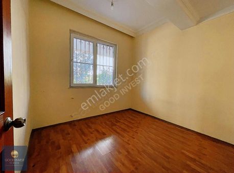 Meydan Kavağında Harika Konumda Kaçmaz Fiyat Geniş 3+1