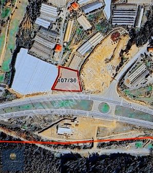 Ana Yola Cephe Benzin İstasyonu Yapımına Müsait Muzluk