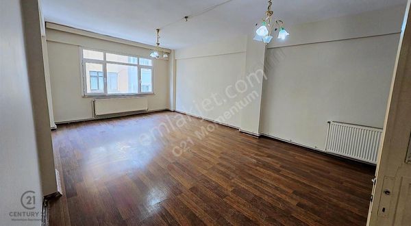 Kağıthane'de 3+1 140m2 Yeni Tadilatlı Ferah Daire