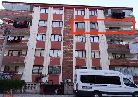 Bolu İzzet Baysal Mahallesi'nde Satılık 3+1 Daire