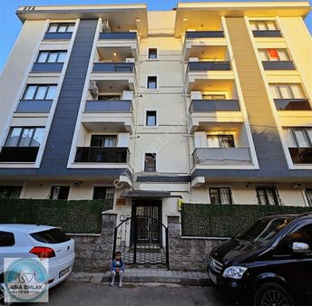 Asia'dan Genç Binada Geniş 2+1