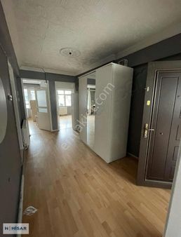 Hisar'dan Süper Lokasyonda Aydınlık Ve Ferah Salon M. Ayrı !!!!!