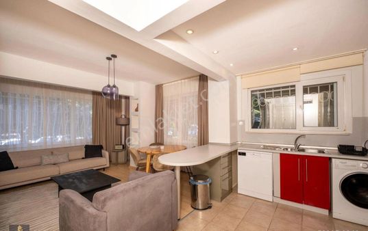 Akatlar'da Eşyalı 3+1 Kiralık Daire