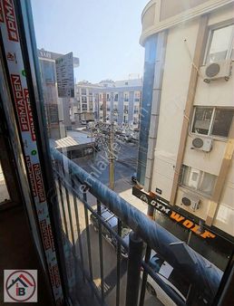 Buca Kuruçeşme 55 Mk Sıfır Ara Kat Doğalgazlı Asansörlü Üniv Ka