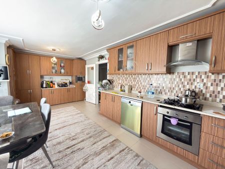 Etlik Şehir Has. Yakını 5+1 Asansörlü Dublex Park Manaralı Güney