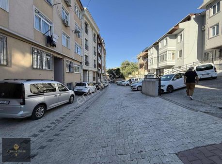 Üsküdar Marmaraya Yakın 100 M² Otoparklı Yatırım Fırsatı
