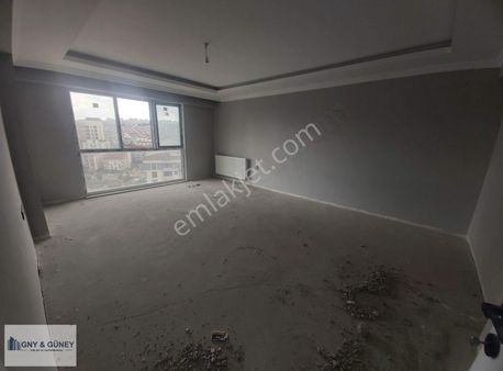 Güney Emlak'tan Akevler Mah. Site İçinde 2+1 109 M2 Satılık