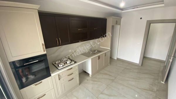 Sabri Pınarbaşı'dan Edremit'te Satılık Sıfır 2+1 Öncephe Daire