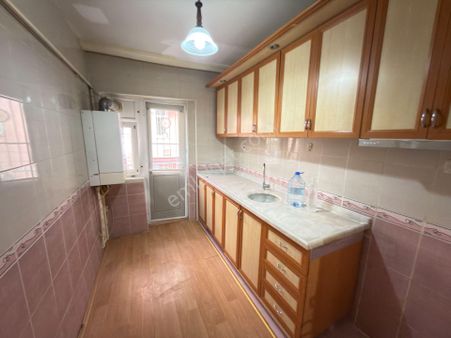 Etlik Lise Yakını Yüksek Giriş Balkonlu 3+1 Masrafsız Kat Konumu