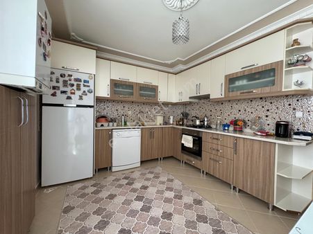 Kanuni Mahallesi'nde Cadde Üzeri Yapılı Ferah Daire!