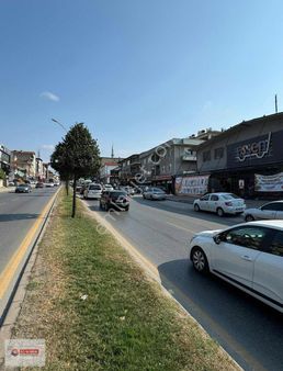 Tek Yokuşunda Kiralık Dükkan Üstü 4+1 Geniş 190 M2 Net Daire