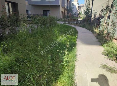 Kirazlıtepe Toki'de Kiralık 2+1 Bahçe Kat