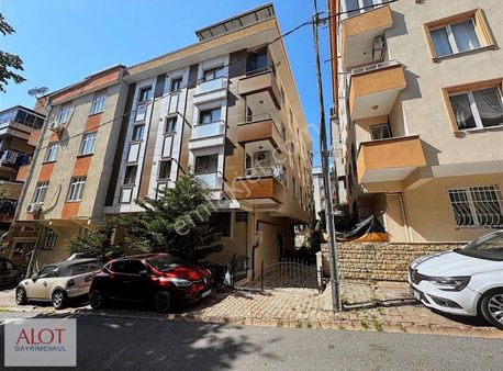 Ümraniye Namık Kemal Mah. Eşyalı 1+1 Satılık Daire