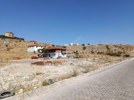 Royal Işık Ofisten Gördes Huseynibaba Da 3 Adet İmarlı Arsa