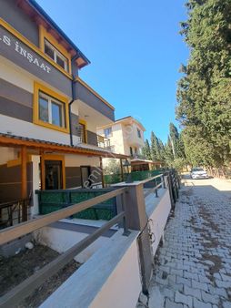 Çiçek Gayrimenkul Den Seferihisar Ürkmez De Satılık 3+1 Villa