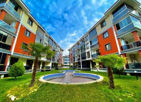 Parla'dan İkizçay Mh'de Geniş M² Site İçersinde 1+1 Lüx Daire