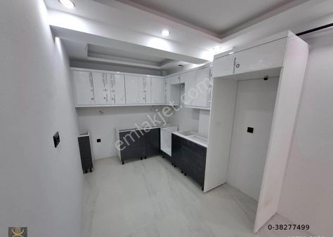 Poyraz Emlak'tan 71 Evler Mah.kafkas Cad. Ve Şehir Hastanesi Yakını 2+0 70m² Satılık Daireler