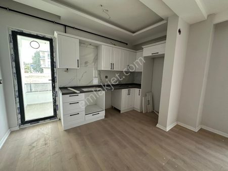 Evim-nur'dan Çakırlar Mh 1+1 Yüksek Giriş Balkonlu Otoparklı