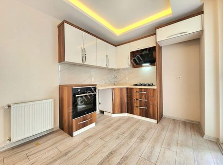 Parla'dan İkizçayda Şık Tasarım Doğalğazlı Satılık 1+1 Daire