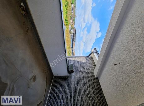 Remax Mavi'den Kayalar Reşitbey'de Özel Tasarım 4+1 Lüks Villa