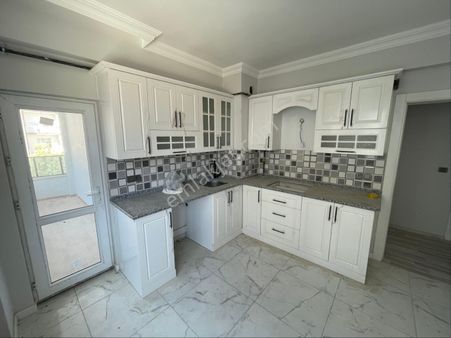 Selahatin Eyubide Kiralık 3+1 Daire