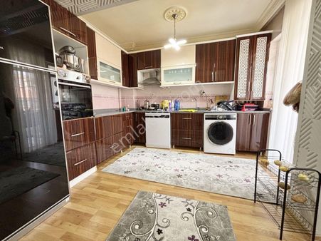 Çambaşı Caddesi Üzerinde Asansörlü Binada 3+1 Daire!