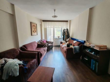 Barış Gayrimenkul'den Dere Manzaralı 2+1 Daire.