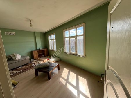 2+1 Kat 3 Kira 10.500