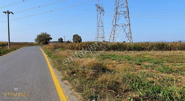 Yuvam Arsa Ofisin'den Asfalt Yola Cephe Tek Tapu 4080 Metre