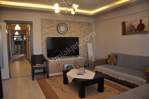 Davutlar'da 3+1 Ara Kat Masrafsız Satılık Daire