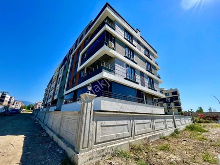 Berkay Demirel'den Akçayda Ara Kat Ön Cephe Sıfır 1+1 Daire