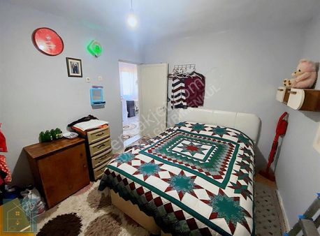 Manisa Alaşehirde 2000 Mkare Arsa İçinde Müstakil Daireler