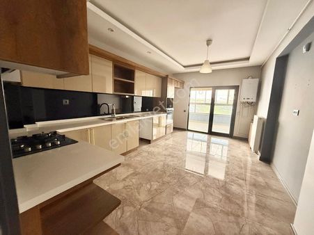 Natavega Dibinde Prestijli Sitede Ultra Lüx Yapılı Fırsat 4.5+1