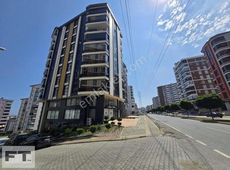 Atakum Yeni Mahalle Cadde Üzerinde Satılık 4+1 Lüks Daire