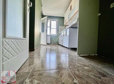 Eser Yapıdan Satılık2+1 90m2 Çift Balkonlu Arakat Daire