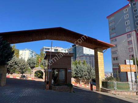 Afm Gayrimenkul'den Saçaklızade Günışığı Sitesinde Fırsattt 4+1 Satılık Daire