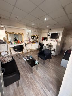 Devren Kiralık Kuaför Dükkanı Pazarlık Payı Vardır