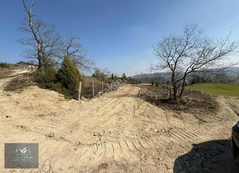 Ulaşım Yolu Var Etrafı Çevirili %5 Konut İmarlı Hakim Manzaralı