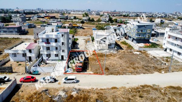 Adana Yüreğir Koza'da 306m² Fırsat Arsa