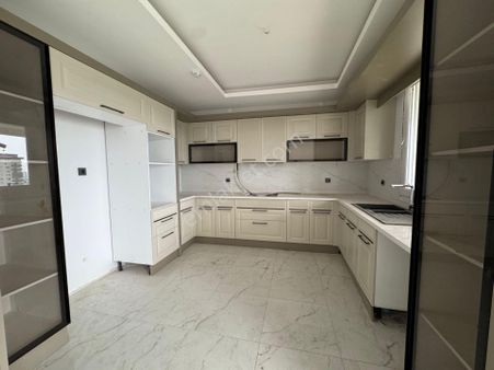 Four Land'den Winstown Avm Yanında 3,5+1 Ultra Lüx Satılık Daire