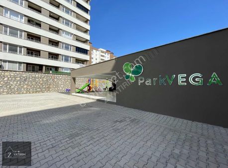 Z Yatırım'dan Bahçe Katı Yazlık Havuzlu Ve Güvelikli Sitede