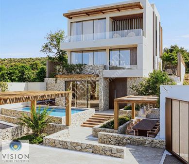 Didim Akyeniköyde Vadi Manzaralı Taksitli Ödemeli 4+2 Villa