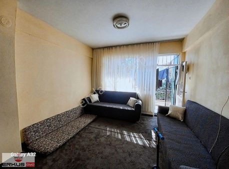 Satılık !!! Saraylarda Otogar Ve Ticari Yol Yakını 3+1 Daire