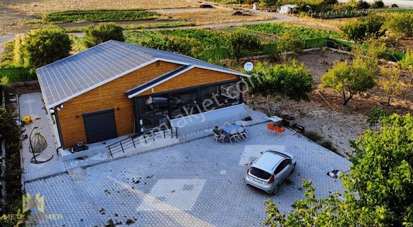 Çayırbağında Akıllı Sıfır Villa