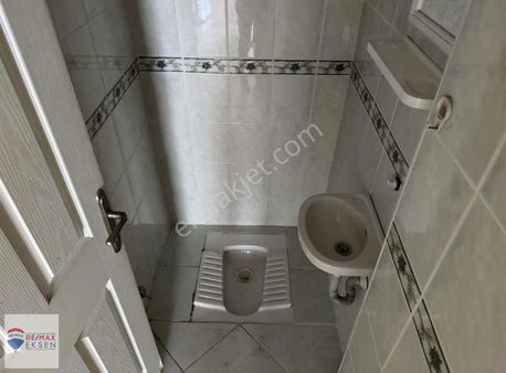 Ekşioğlu Çamder Sitesi Madenler Metroya Yürüme Mesafesi Kiralık